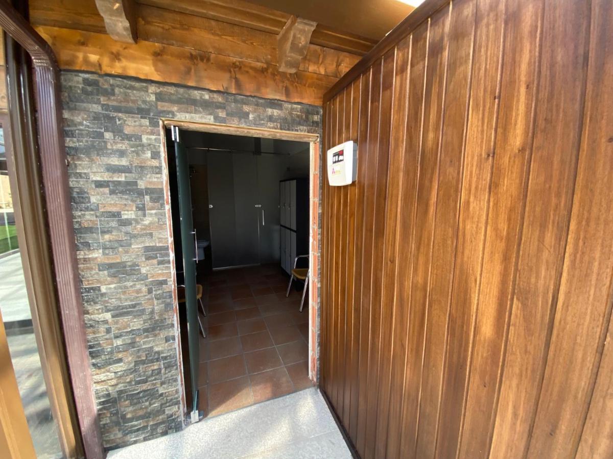 Murias de Pedredo Casa Amada Con Piscinaヴィラ エクステリア 写真