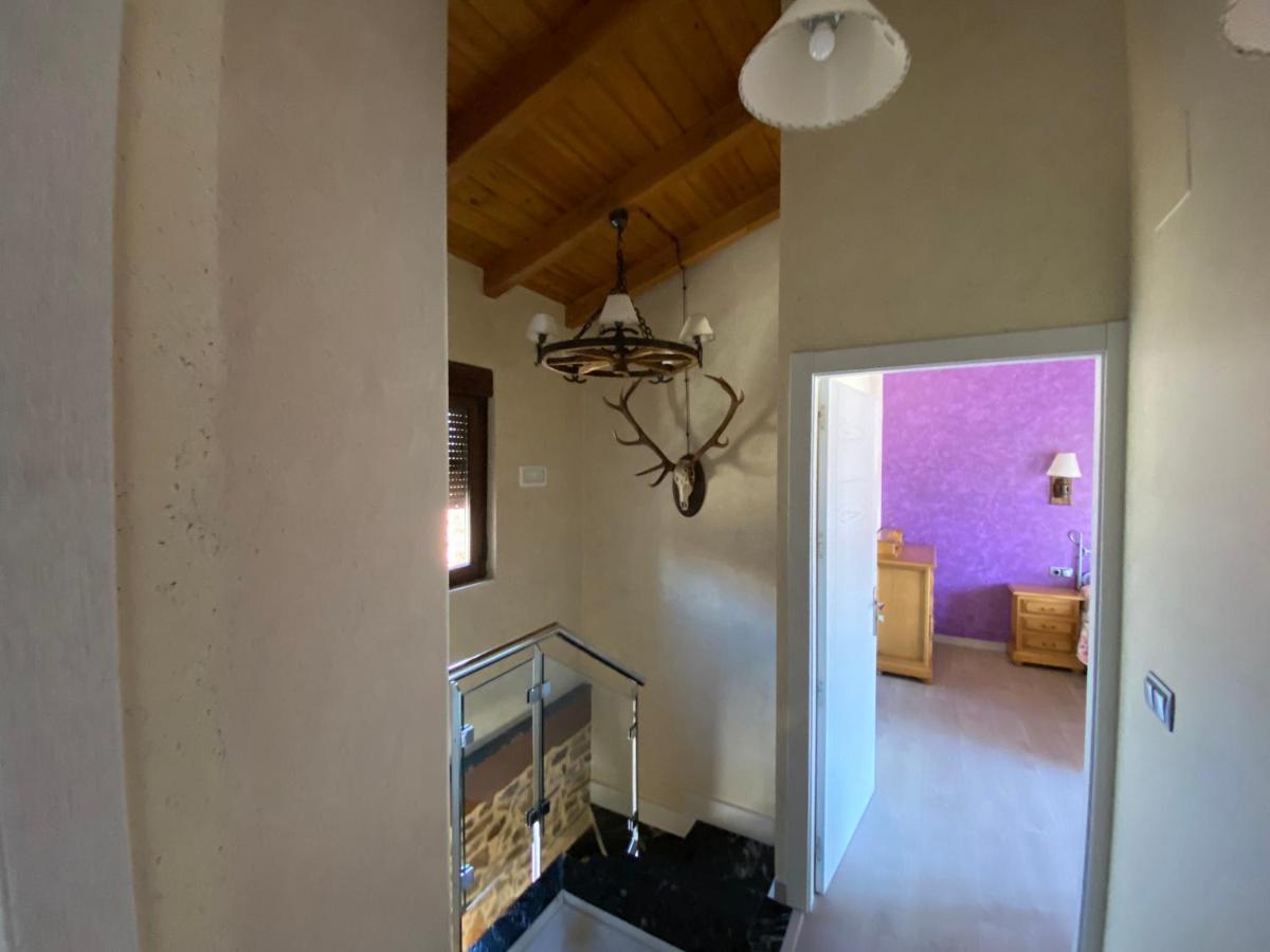 Murias de Pedredo Casa Amada Con Piscinaヴィラ エクステリア 写真