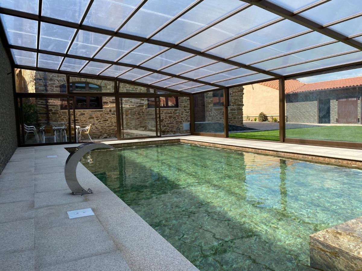 Murias de Pedredo Casa Amada Con Piscinaヴィラ エクステリア 写真