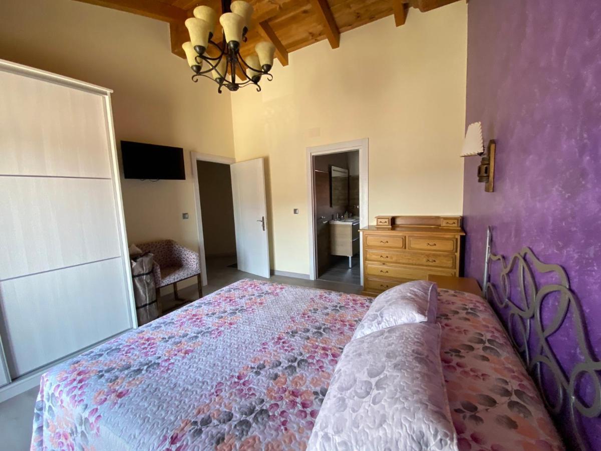 Murias de Pedredo Casa Amada Con Piscinaヴィラ エクステリア 写真