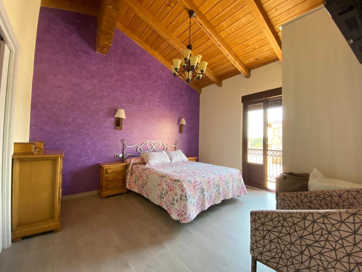 Murias de Pedredo Casa Amada Con Piscinaヴィラ エクステリア 写真