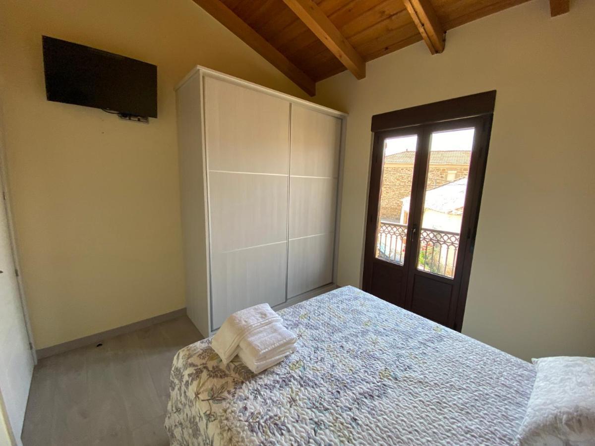 Murias de Pedredo Casa Amada Con Piscinaヴィラ エクステリア 写真