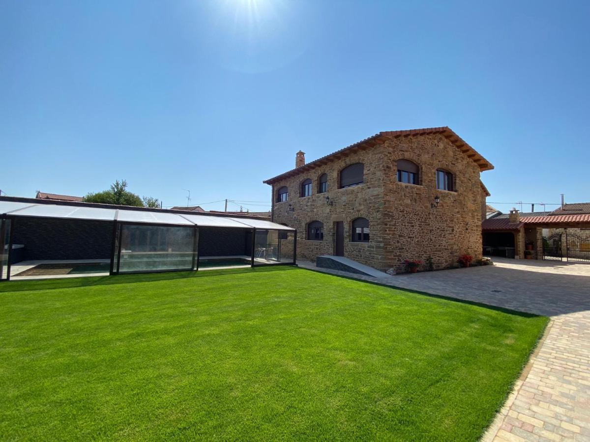 Murias de Pedredo Casa Amada Con Piscinaヴィラ エクステリア 写真